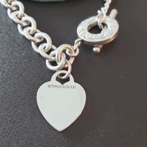 SOLD Toggle Chain Necklace - Picture 2 of 6